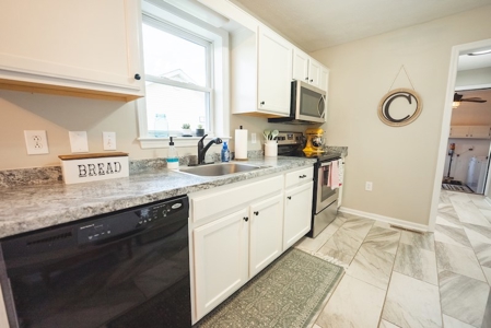 Cape Cod Home for Sale in Riner VA - image 14