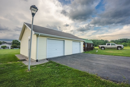 Cape Cod Home for Sale in Riner VA - image 43