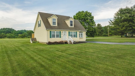 Cape Cod Home for Sale in Riner VA - image 5