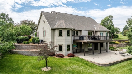 5-Bedroom Acreage with Modern Amenities, Harrison County, IA - image 14