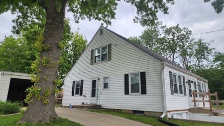 Duplex or Spacious Single Family Home- You Decide! - image 3