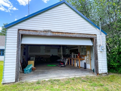 Historical Family Home For Sale In Scobey Montana - image 4
