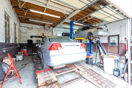 Automative Repair Shop For Sale Live Oak Florida!! - image 8