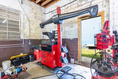 Automative Repair Shop For Sale Live Oak Florida!! - image 9
