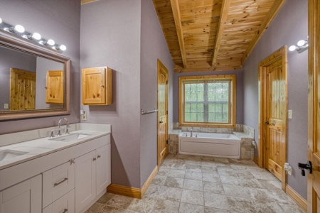 Log Home for Sale in Sugar Grove NC - image 31