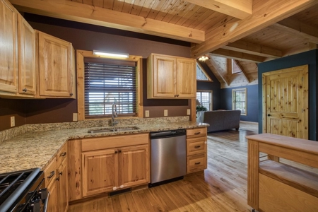 Log Home for Sale in Sugar Grove NC - image 22