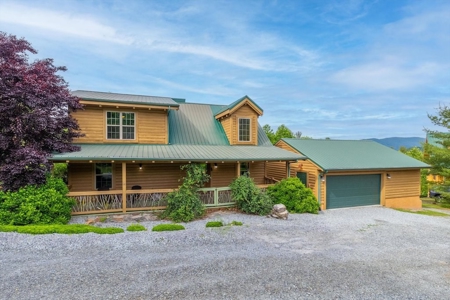 Log Home for Sale in Sugar Grove NC - image 2