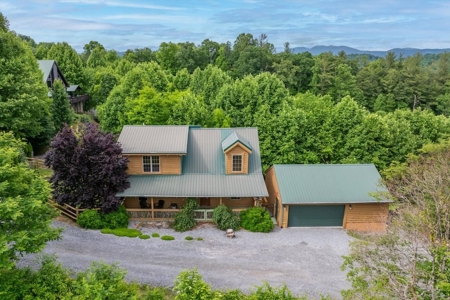 Log Home for Sale in Sugar Grove NC - image 8