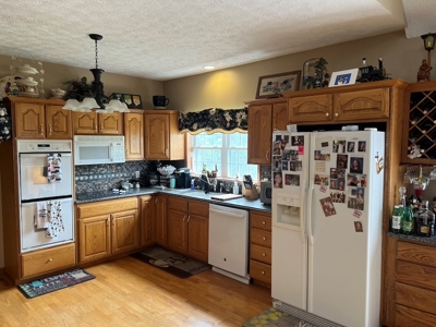 Country Home with Acreage for Sale in Christiansburg VA - image 9