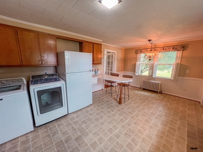 Move-In Ready 1858 Pre-Civil War Home with Modern Updates - image 10
