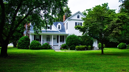 Move-In Ready 1858 Pre-Civil War Home with Modern Updates - image 1