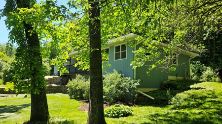 Hidden Valley Ranch on 5.5 acres For Sale Richland County - image 1