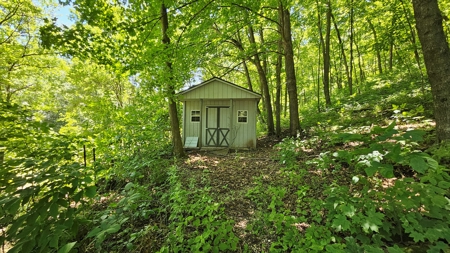 Hidden Valley Ranch on 5.5 acres For Sale Richland County - image 9