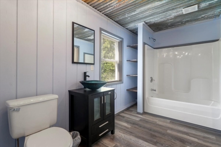 Newly remodeled Country Home - image 19