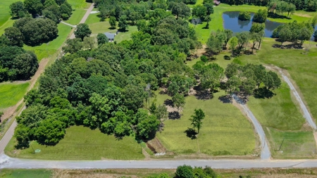 5 Acres for Sale in Gibson County, TN – Prime Location - image 2