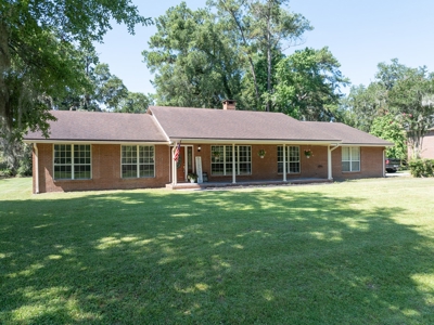 Home On Golf Course With No Hoa In North Fl - image 9