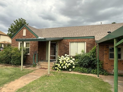Route 66 Home for Sale, Clinton, OK - image 4