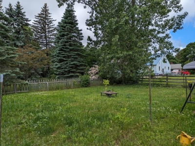 Duplex for Sale Gaylord Michigan - image 28