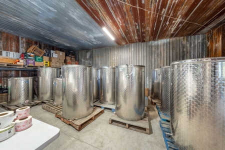 Winery for Sale in Plympton-Wyoming - image 19