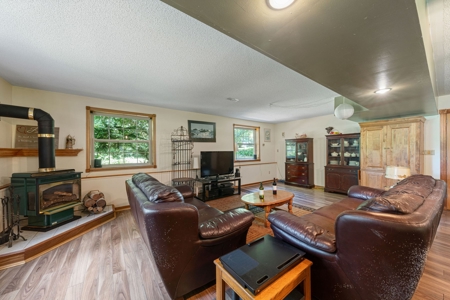 Winery for Sale in Plympton-Wyoming - image 41