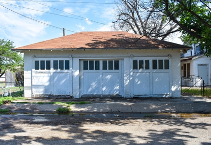 Charming 3-Bedroom Home on Spacious Corner Lot in Sonora, TX - image 14
