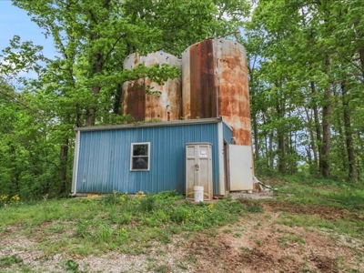 Operating poultry breeder farm for sale near Calhoun, Ky. - image 44