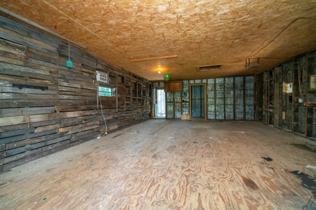 East Texas Country Homeplace - image 28