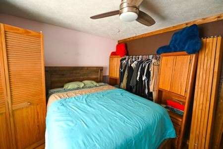 Home For Sale Stockton Lake, MO - image 23