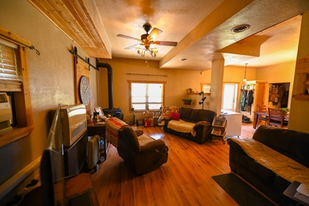 Home For Sale Stockton Lake, MO - image 13