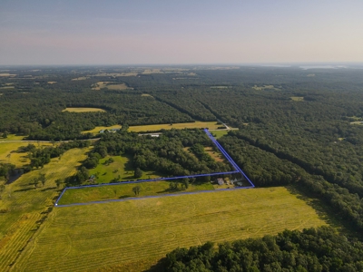 Home For Sale Stockton Lake, MO - image 1