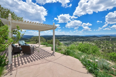 Off-Grid Colorado Ranch on 218 acres - image 12