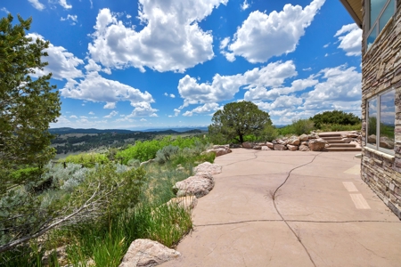 Off-Grid Colorado Ranch on 218 acres - image 8