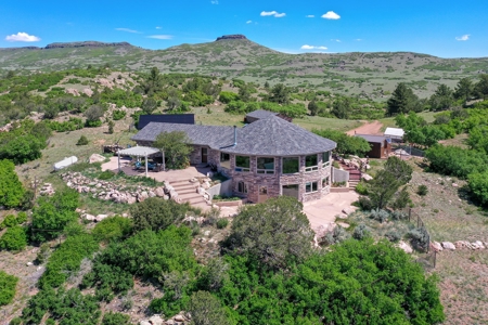 Off-Grid Colorado Ranch on 218 acres - image 3