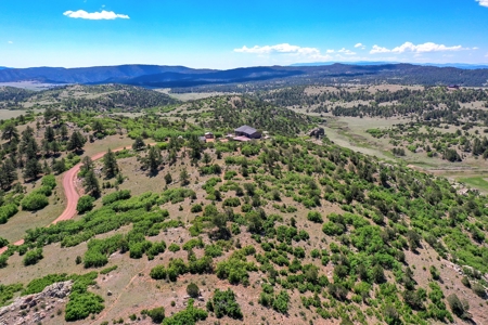 Off-Grid Colorado Ranch on 218 acres - image 41