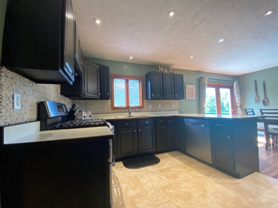 Country Home on Acre Lot For Sale in Swanton, VT! - image 30
