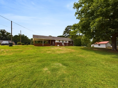 Completely renovated home in Lexington NC on +/- 1.13 Acres - image 2