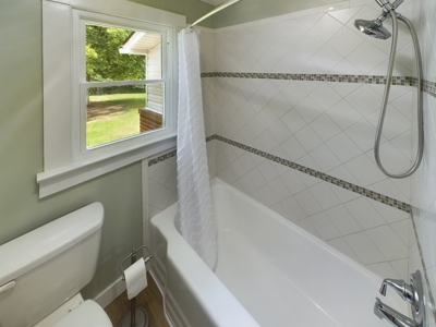 Completely renovated home in Lexington NC on +/- 1.13 Acres - image 15