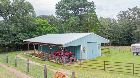 9.7 Acres Country Home Shop Pond Rv Cover-Hookups East Texas - image 14