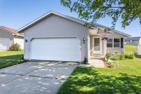 Ranch Home in the Park Ridge Subdivision Baraboo WI - image 1