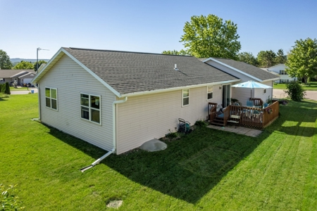 Ranch Home in the Park Ridge Subdivision Baraboo WI - image 34