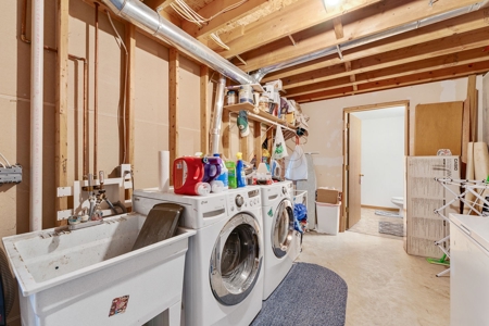 Ranch Home in the Park Ridge Subdivision Baraboo WI - image 25