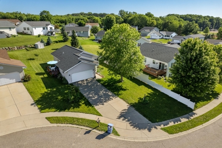 Ranch Home in the Park Ridge Subdivision Baraboo WI - image 31