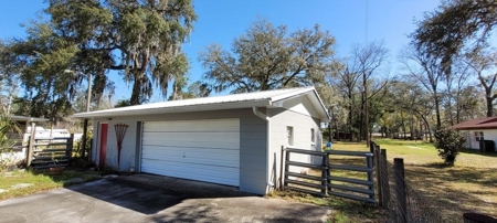 Home for Sale in Chiefland, Florida - image 7