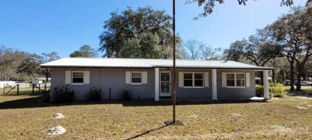 Home for Sale in Chiefland, Florida - image 3