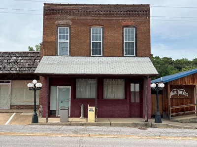 Commercial Building for Sale on Main Street, Mammoth Spring - image 6