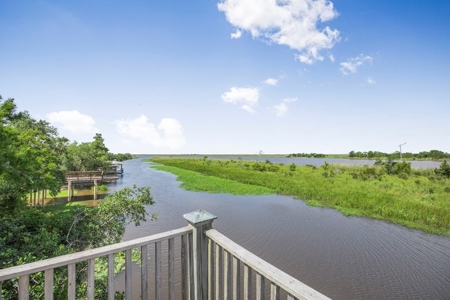 High End Pearl River Fishing Camp - image 22