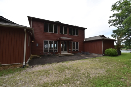 Riverfront Property For Sale In Linden, Tennessee - image 5