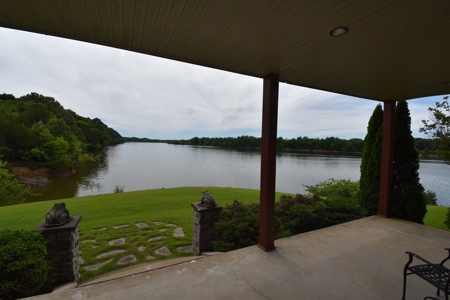 Riverfront Property For Sale In Linden, Tennessee - image 32