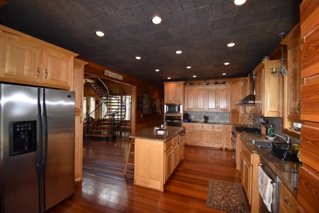 Riverfront Property For Sale In Linden, Tennessee - image 15