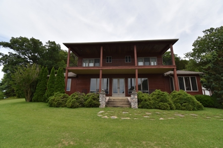 Riverfront Property For Sale In Linden, Tennessee - image 3